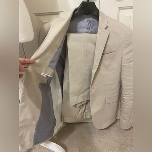 Very well kept linen color summer suit from Express.